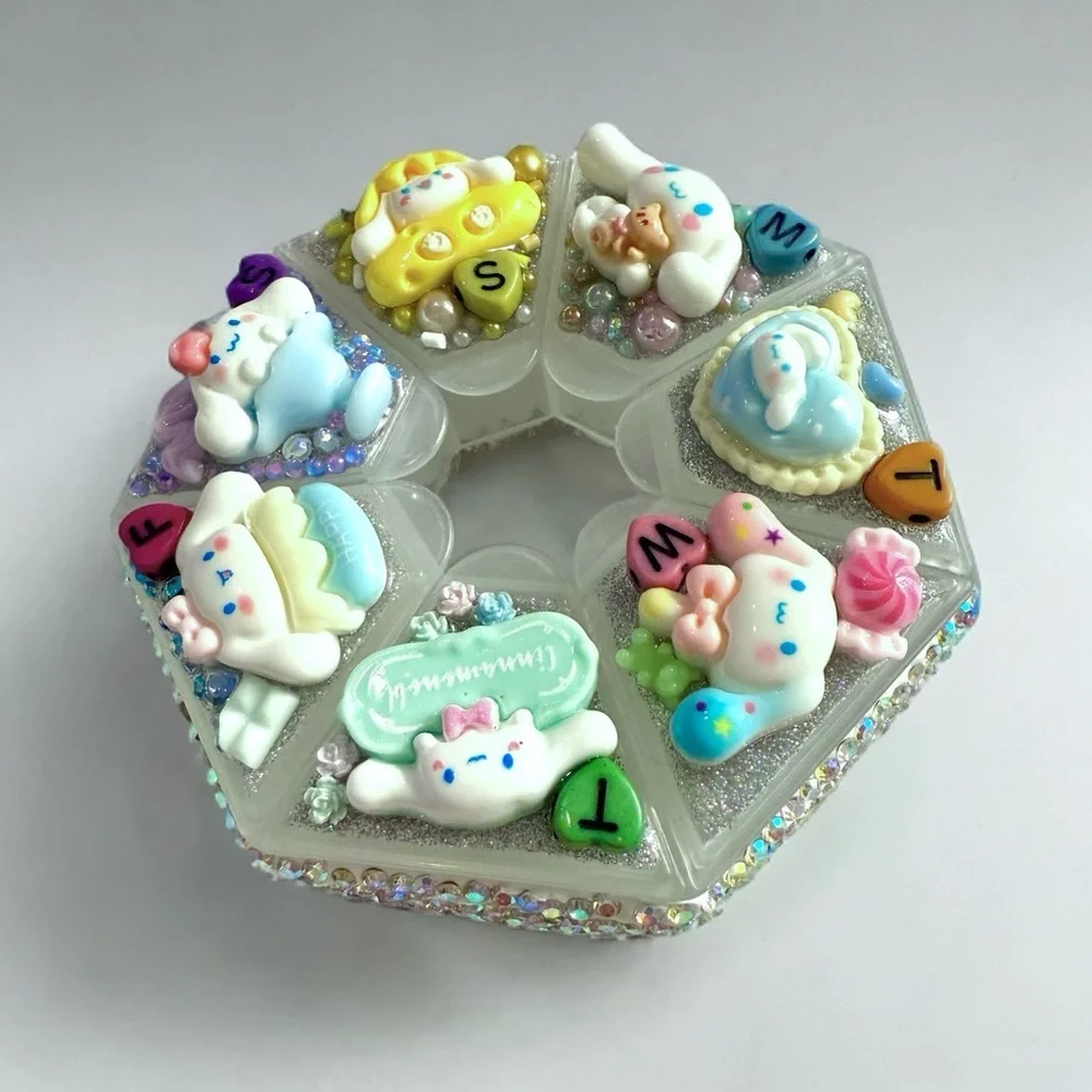Decoden Pill Case, Cinnamoroll Junk Box Style, Handmade Full Rhinestones Kawaii